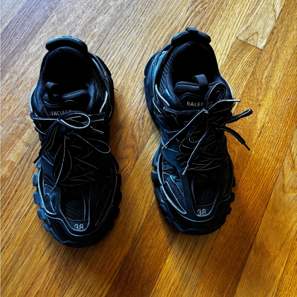 BALENCIAGA TRACK SNEAKER SIZE 38
